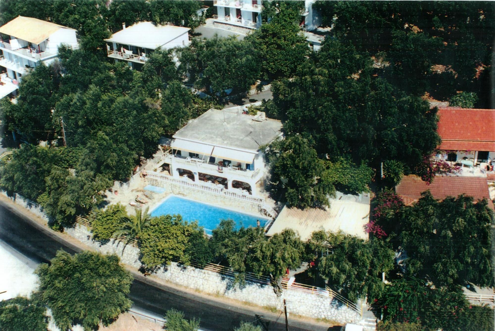 Paradise Apartments Барбаті Екстер'єр фото